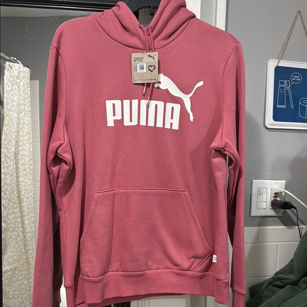 Girls Puma Hoodie New (XL)